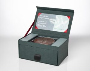Thank you gift box with message card.